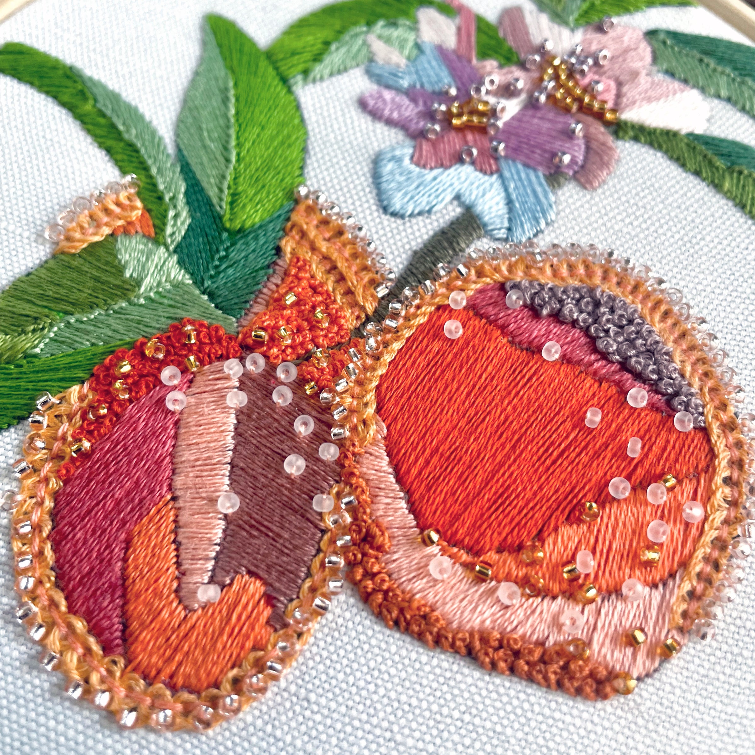 ⭐︎ぽん出品⭐︎Peace Embroidered Peach Blossoms - DIY Embroidery and Beadwork Kit 5